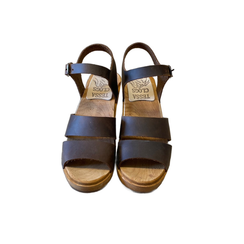 High Heel Emma sandal in Raisin
