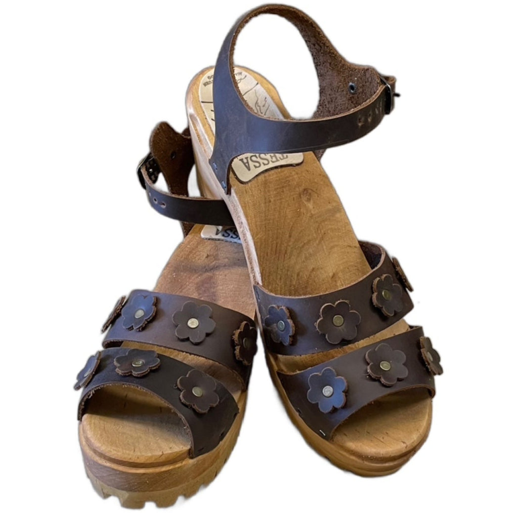 High Heel Mountain Emma Flower Sandal in Raisin