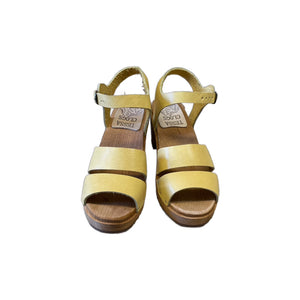 High Heel Emma sandal in Banana Lizzard