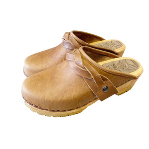 Mountain Sole in your choice of Featured Leather
