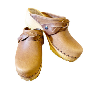 Mountain Sole in your choice of Featured Leather