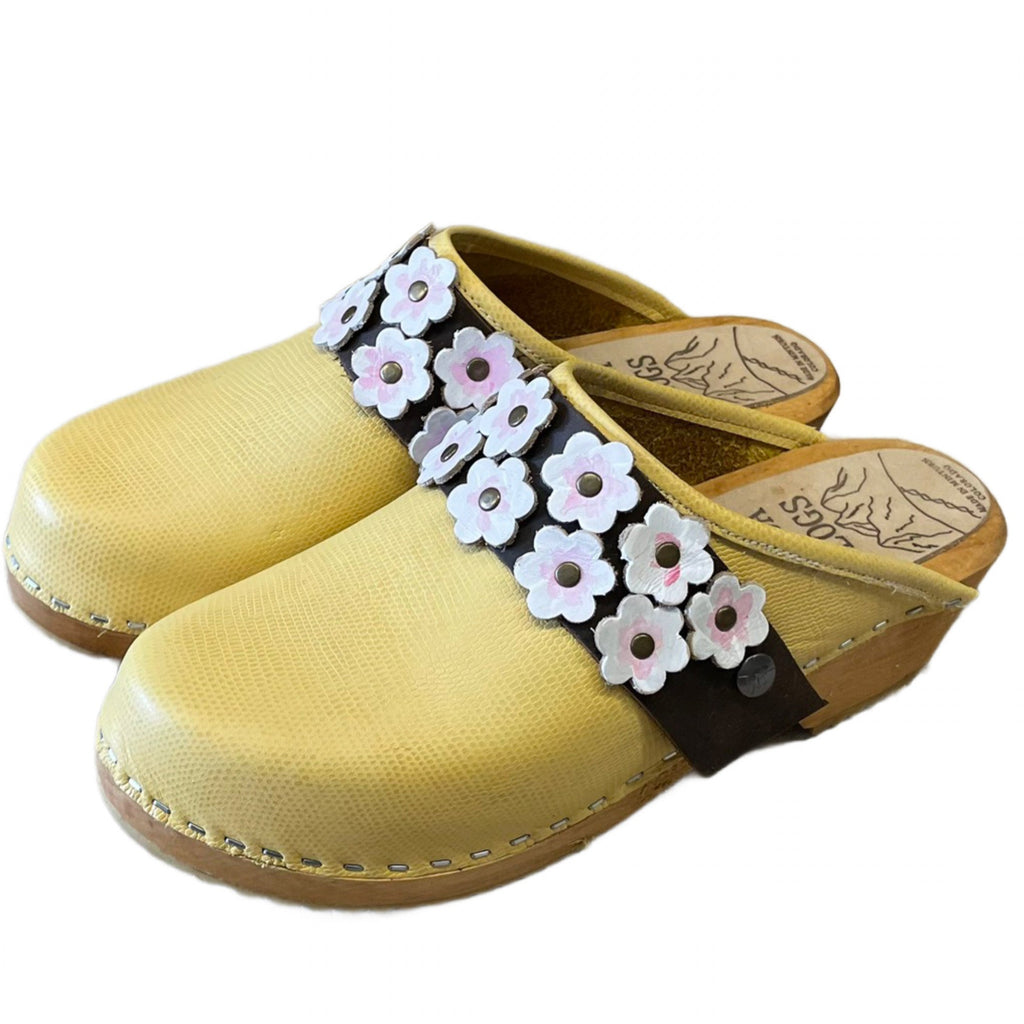 Traditional heel Banana Lizard with Linnea Snap strap