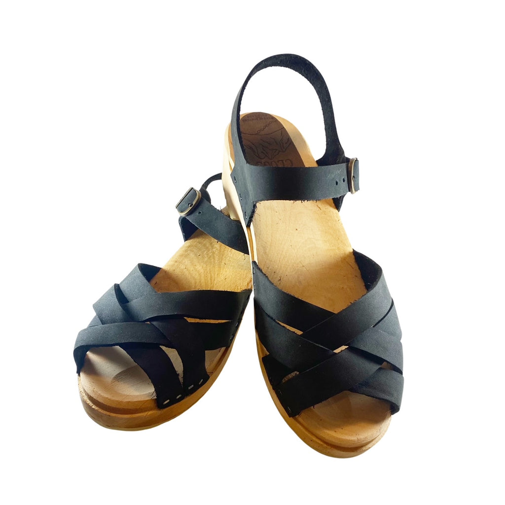 Traditional Heel Filippa Sandal in Black Nubuck size 41 - $50 Sale