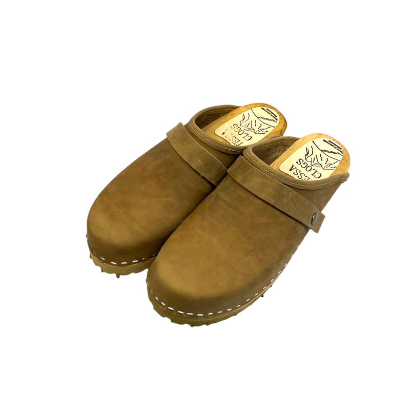 Camel Solid Mountain Clog snap strap 