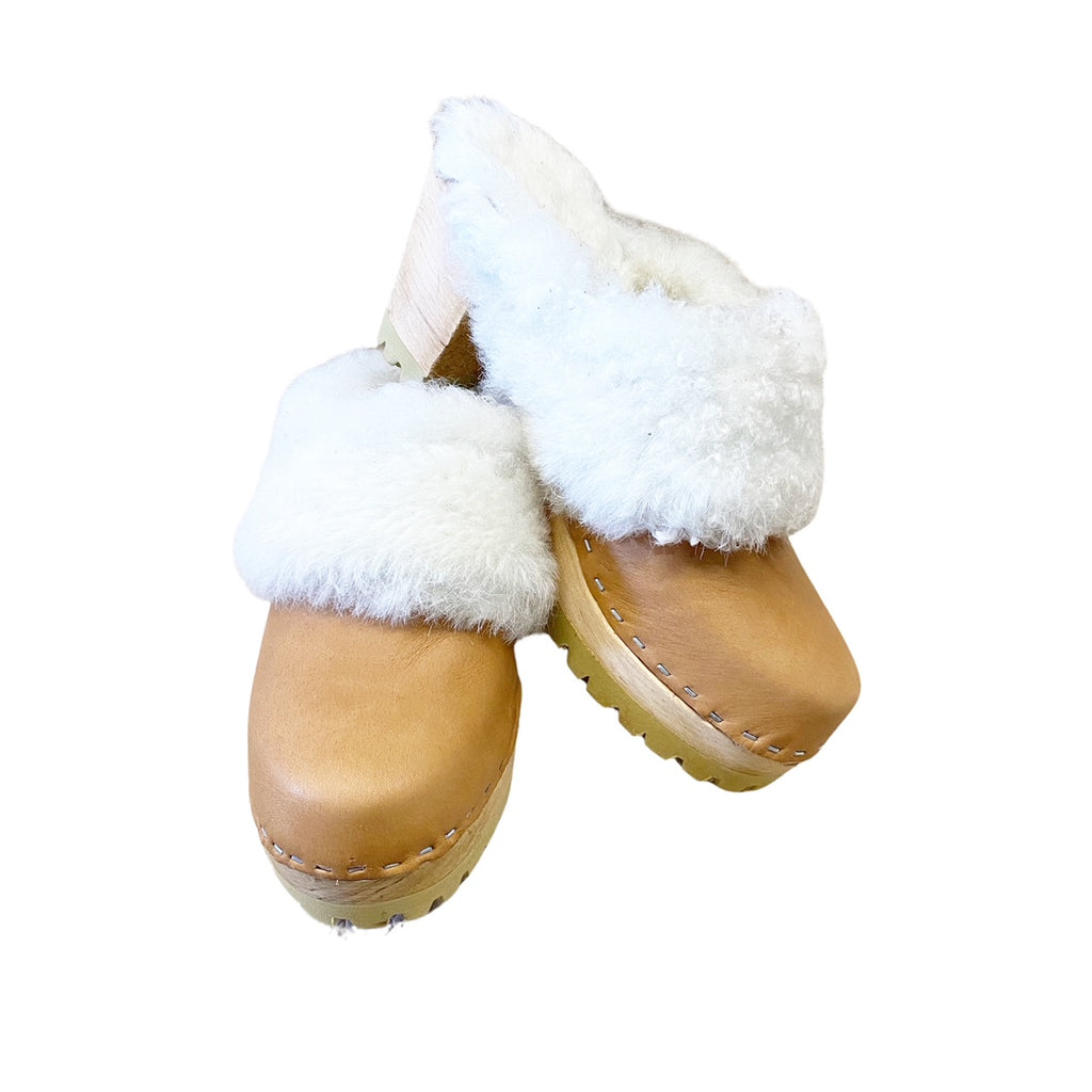 High Heel Mountain Yura  Shearling Clog in Biscuit Leather and Cream Shearling