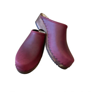 Black Cherry Traditional Heel Clogs