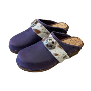 Dark Violat Traditional Heel Cow print Snap strap Clog