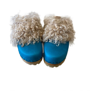 Mountain Sole Yura Pacific Blue with Wheat Tigrado Shearling