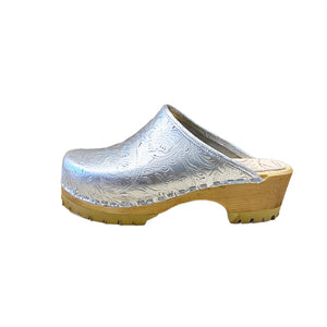 Flower Embossed Silver Mountain Clogs