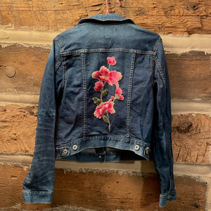Denim jacket with floral embroidery 