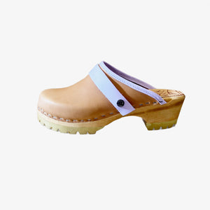 Natural with Lilac Edgeband and Snap Strap Mountain clog