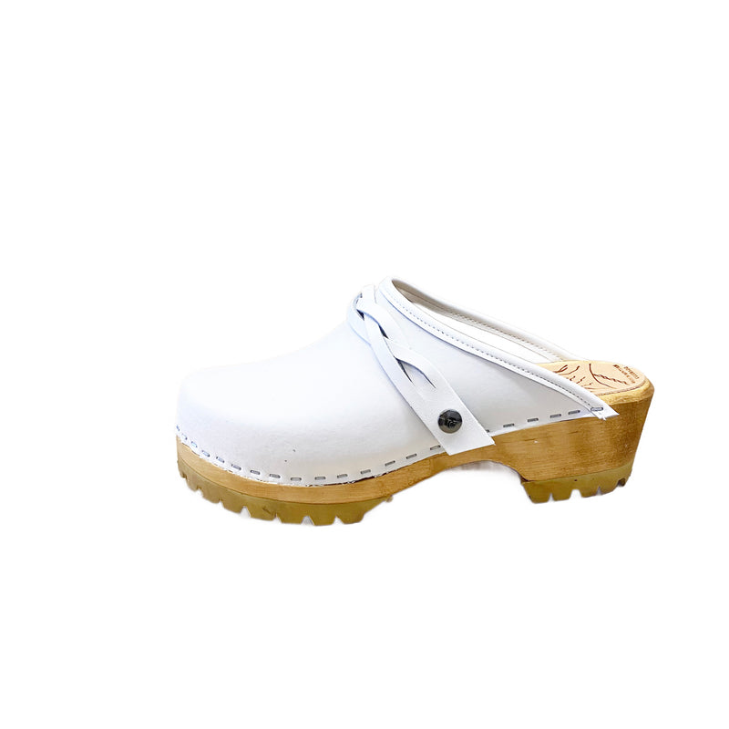 Mountain Sole in your choice of Featured Leather with Braided Snap Strap