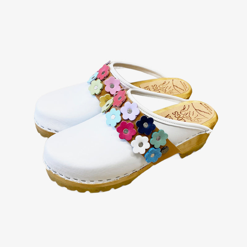 Mountain Sole White with Linnea Flower Snap Strap