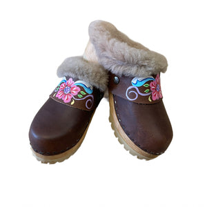 Brown Shearling Clogs with handpainted brown petra strap