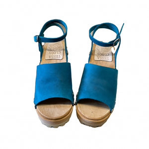 High Heel Mountain Alva Sandal in Teal leather