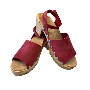 High Heel Mountain Alva Sandal in Red leather
