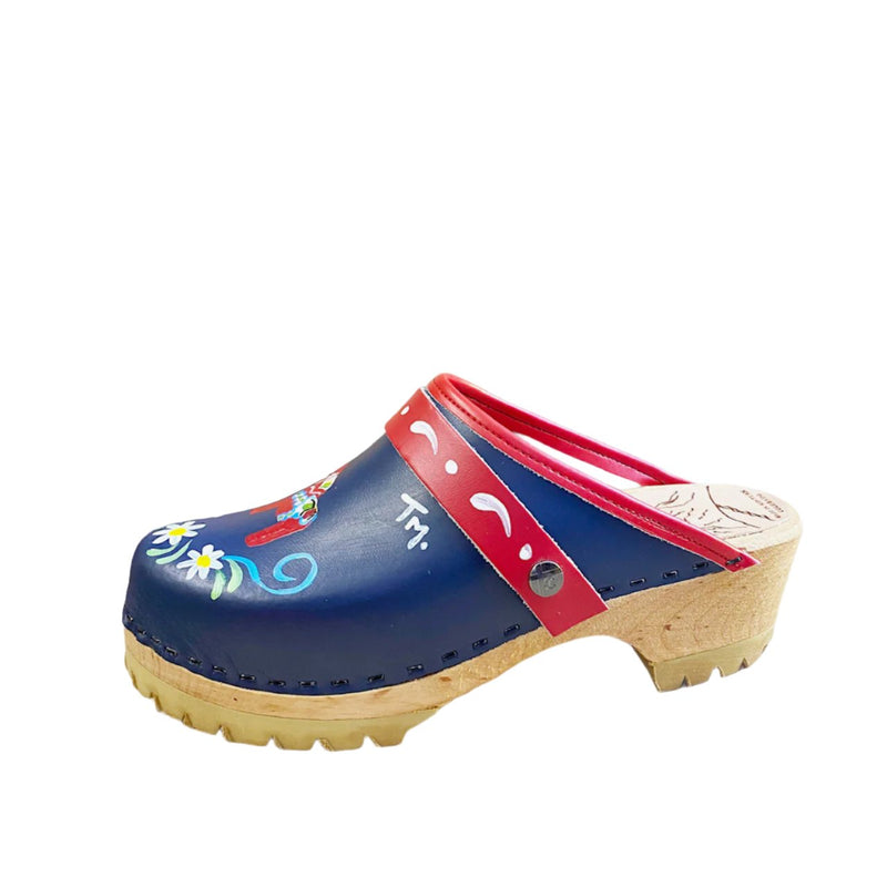 Mountain Sole Clog with blue leather and handpainted Dalahorse design featuring a red edgeband and red with white scroll snap straps