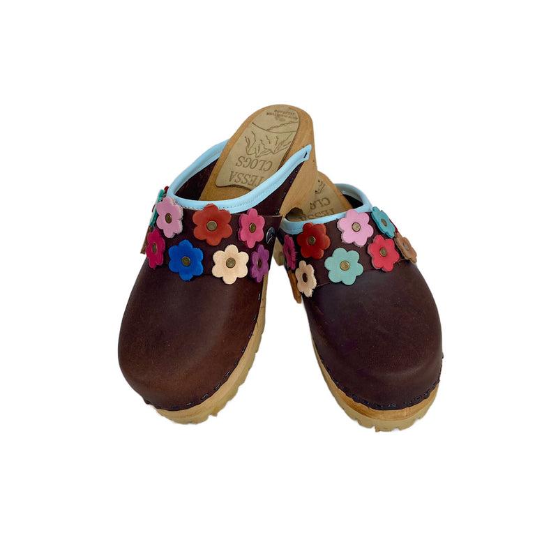 Cocoa Bean Oil Tanned Leather Mountain Clog with Light Blue edgeband and Multi colored Linnea Snap Strap