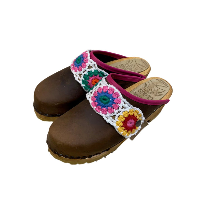 Cocoa Mountain Clogs with Magenta Edgeband ad Sara Pink Crochet Snap Strap