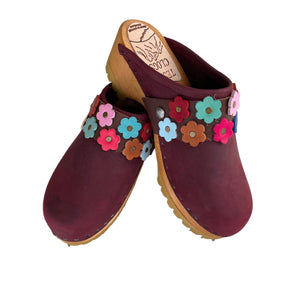 Merlot Mountain Clog with Linnea Snap Strap in Cocoa Bean/Multi