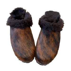 Brown and Black speckled Pony shearling mountain Clogs