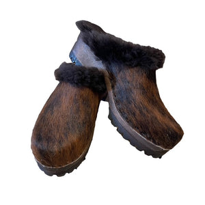Brown and Black speckled Pony shearling mountain Clogs