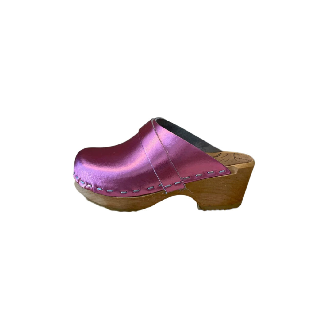 Children's Pink Metallic Traditional Heel Clogs