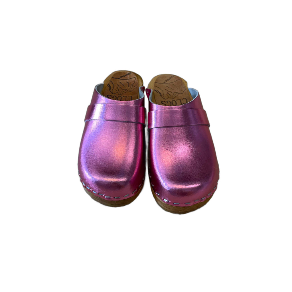 Children's Pink Metallic Traditional Heel Clogs