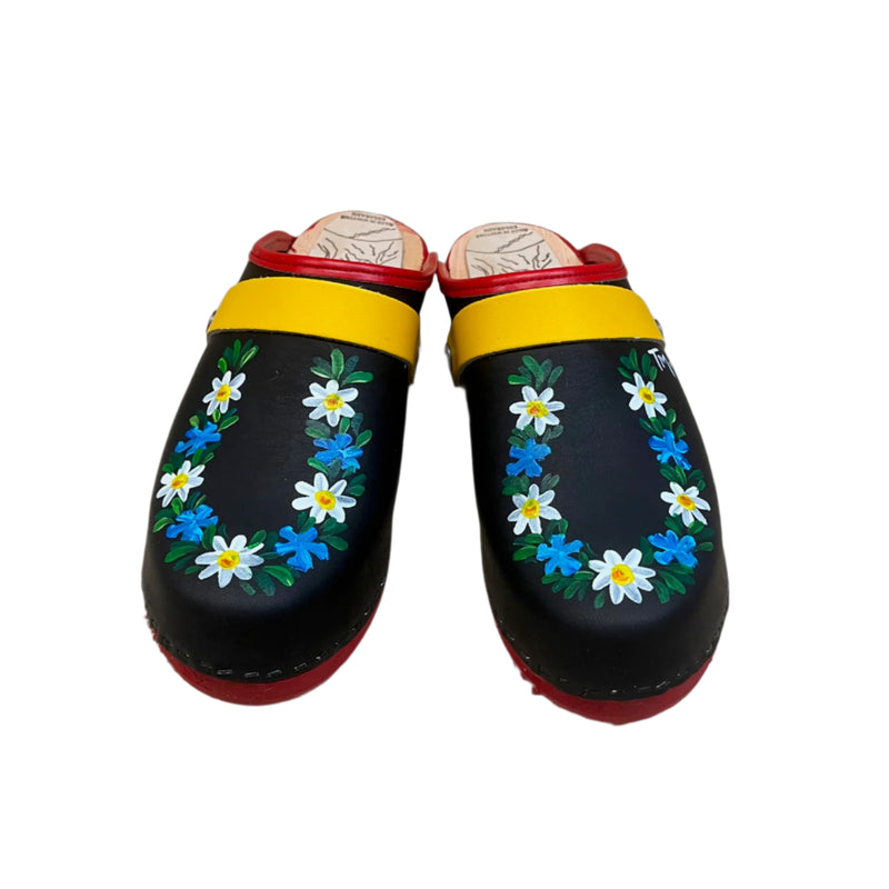 Hand painted Cornflower daisy traditional heel clogs