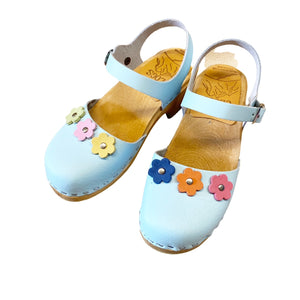 Children's Closed Toe Moa Flower Sandal in your choice of Leather