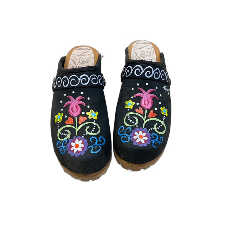 Black Oil Tanned Rebecca Mountain Clogs