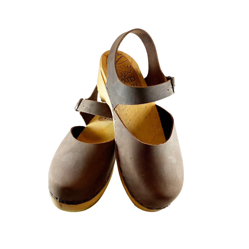 Traditional Heel Marina Sandal Closed Toe in your choice of leather