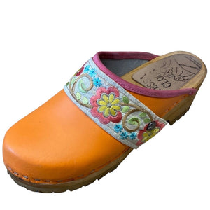 Mountain Sole Orange with Ribbon Snap Strap