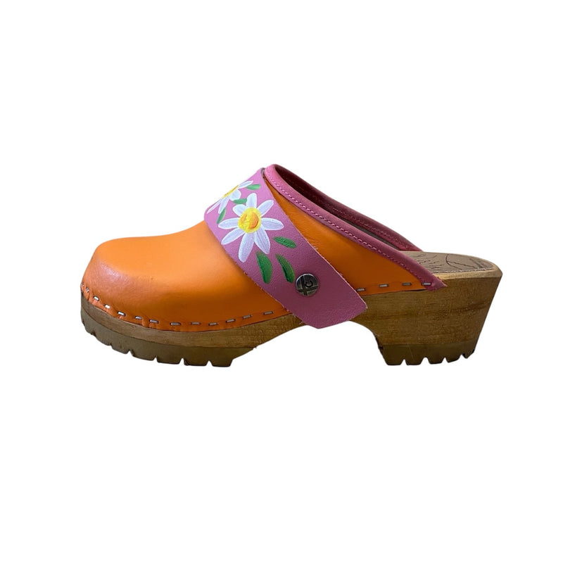 Mountain Sole Orange with Hand Painted Daisy Snap Strap