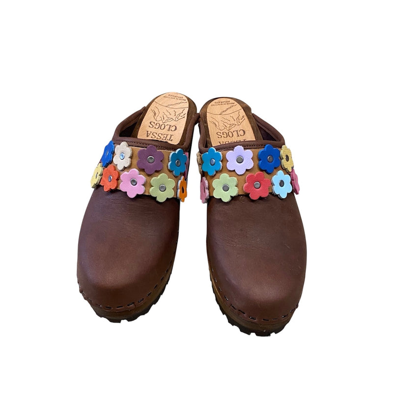 High Heel Mountain Sole Brown Oil Tanned Leather with Linnea Flower Snap Strap