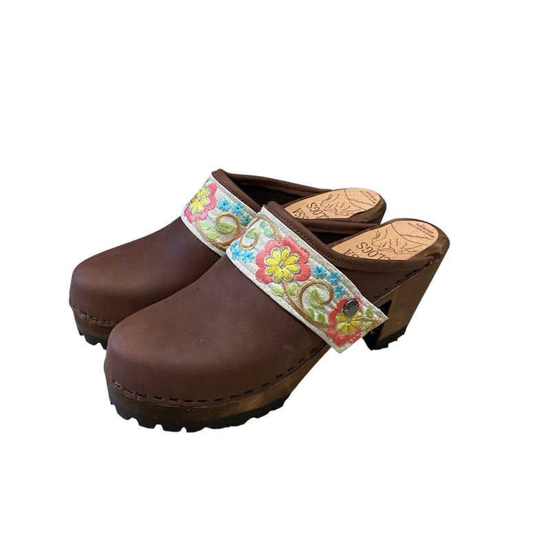 High Heel Mountain Sole Brown Oil Tanned Leather with your choice of Ribbon Snap Strap