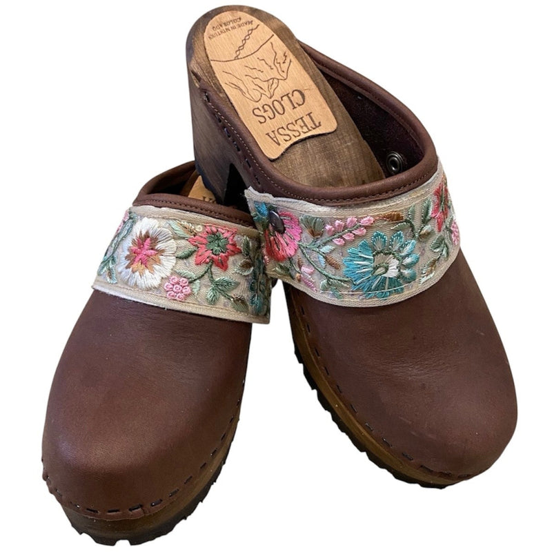 High Heel Mountain Sole Brown Oil Tanned Leather with your choice of Ribbon Snap Strap