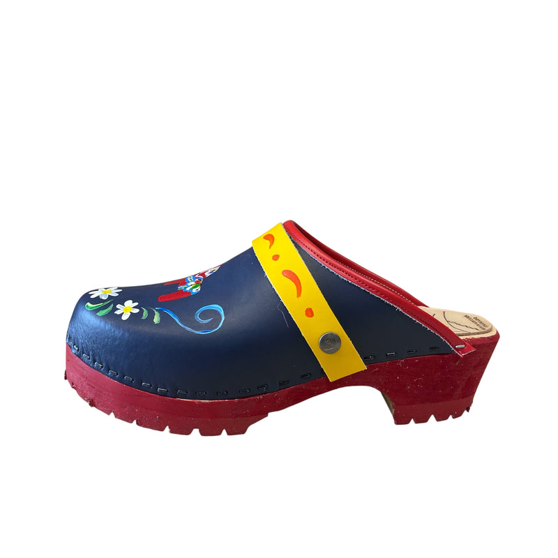Mountain Sole Blue Dalahorse with Red Sole