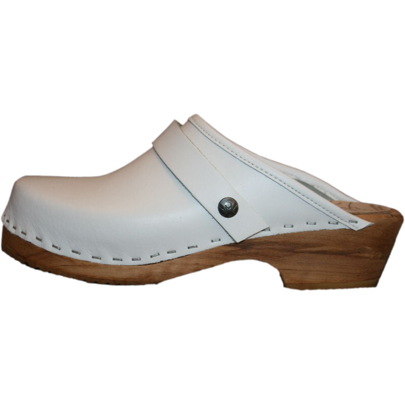 Traditional Heel Solid White