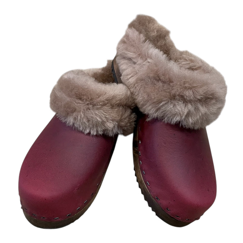 Black Cherry Traditional Heel Shearling Clog