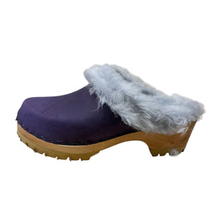 Purple clog with wooden sole and light blue fur shearling