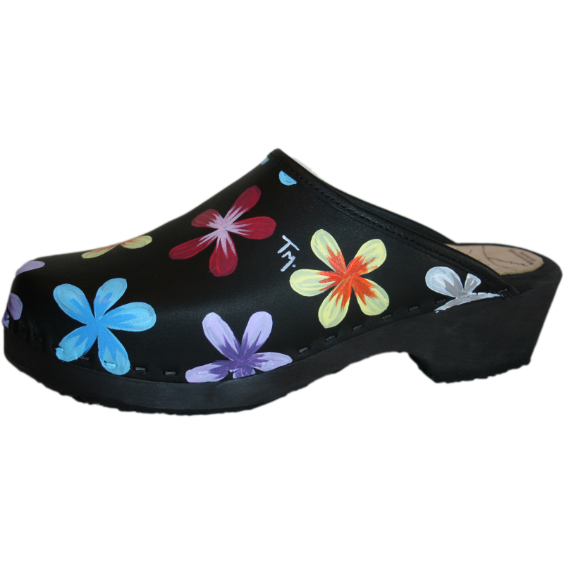 Traditional Heel Black Annika