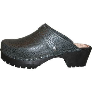 Black Pebbled Leather Black Sole Mountain Clog Snap Strap