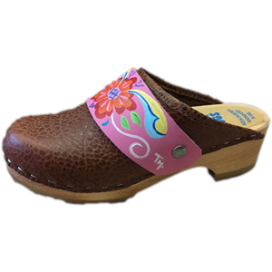 Traditional Heel Caramel Pebbled Leather with Hand Painted Hot Pink Petra Snap Strap