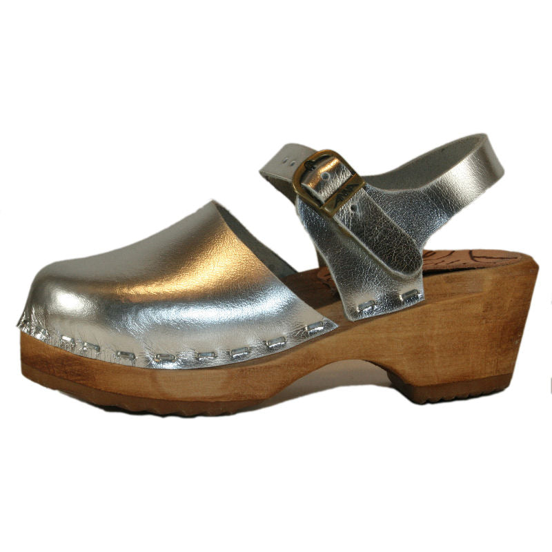 Children's Closed Two Silver Moa Sandal