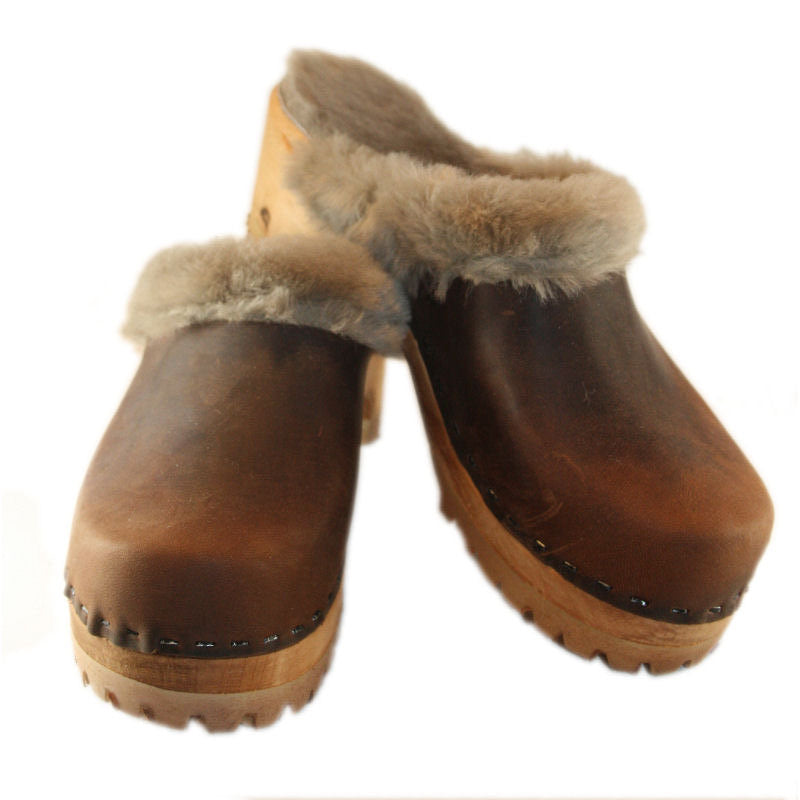 Chocolate Oil Tanned Leather Shearling Mountain Clogs 