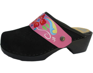 Flexible Tessa Clog in Black Suede and a Pink Petra Strap