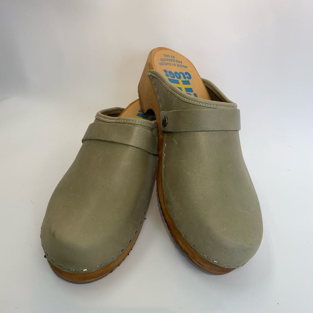 Traditional Heel Sage Green Leather size 42 - Factory Seconds