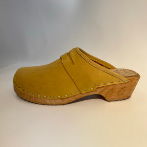 Traditional Heel size 39 - Factory Seconds