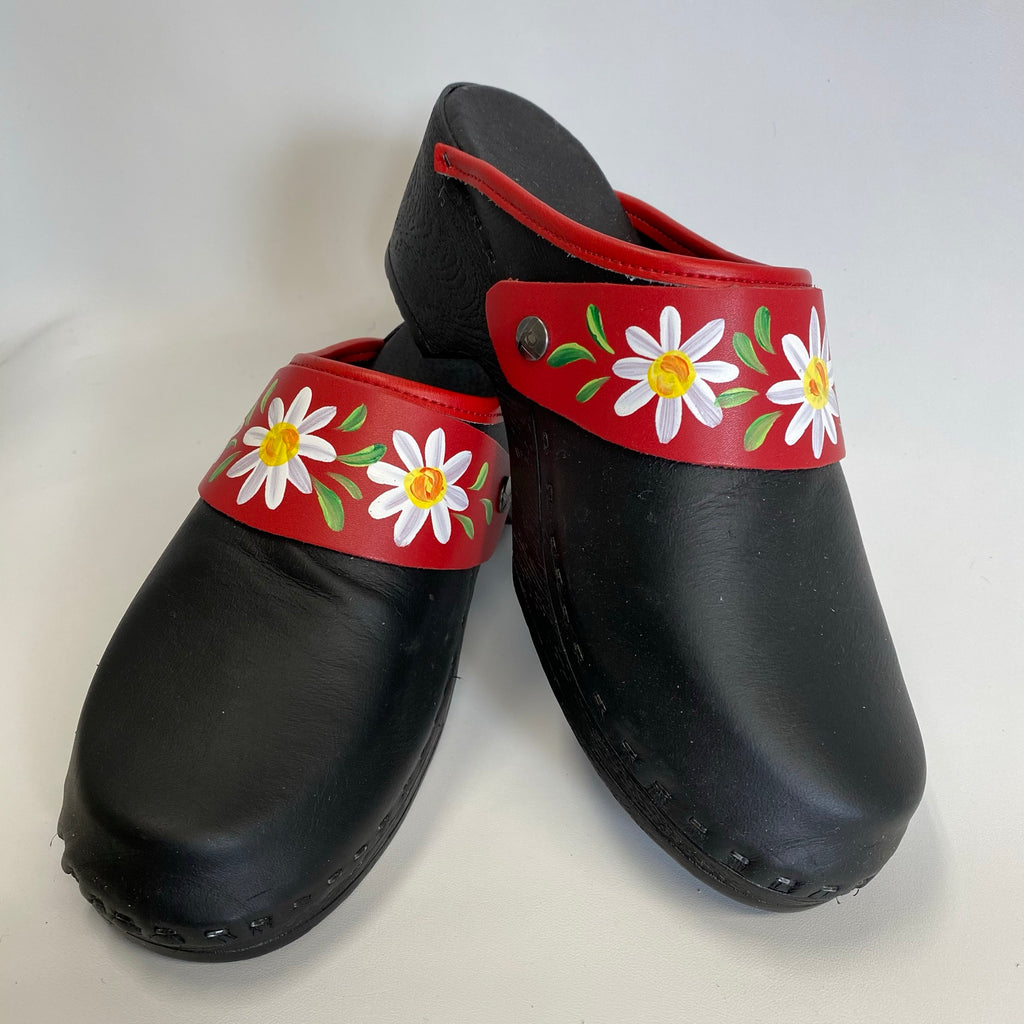 Flex Black with Red Daisy Snap Strap size 40 - Factory Seconds